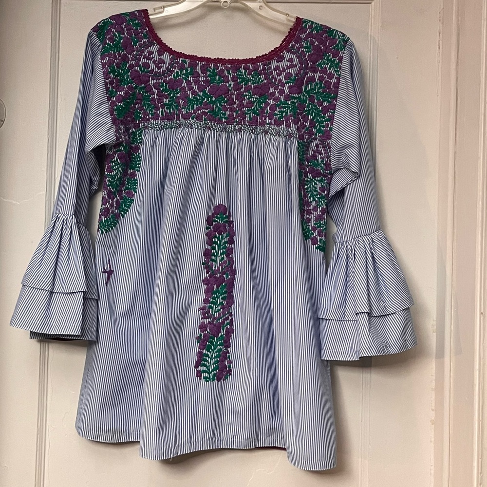 Mi Golondrina embroidery 3/4 sleeves